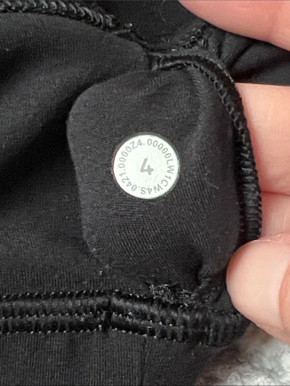 Lululemon Align Tank Top Light Support A/B Cup Size 4 - Picture 5 of 8